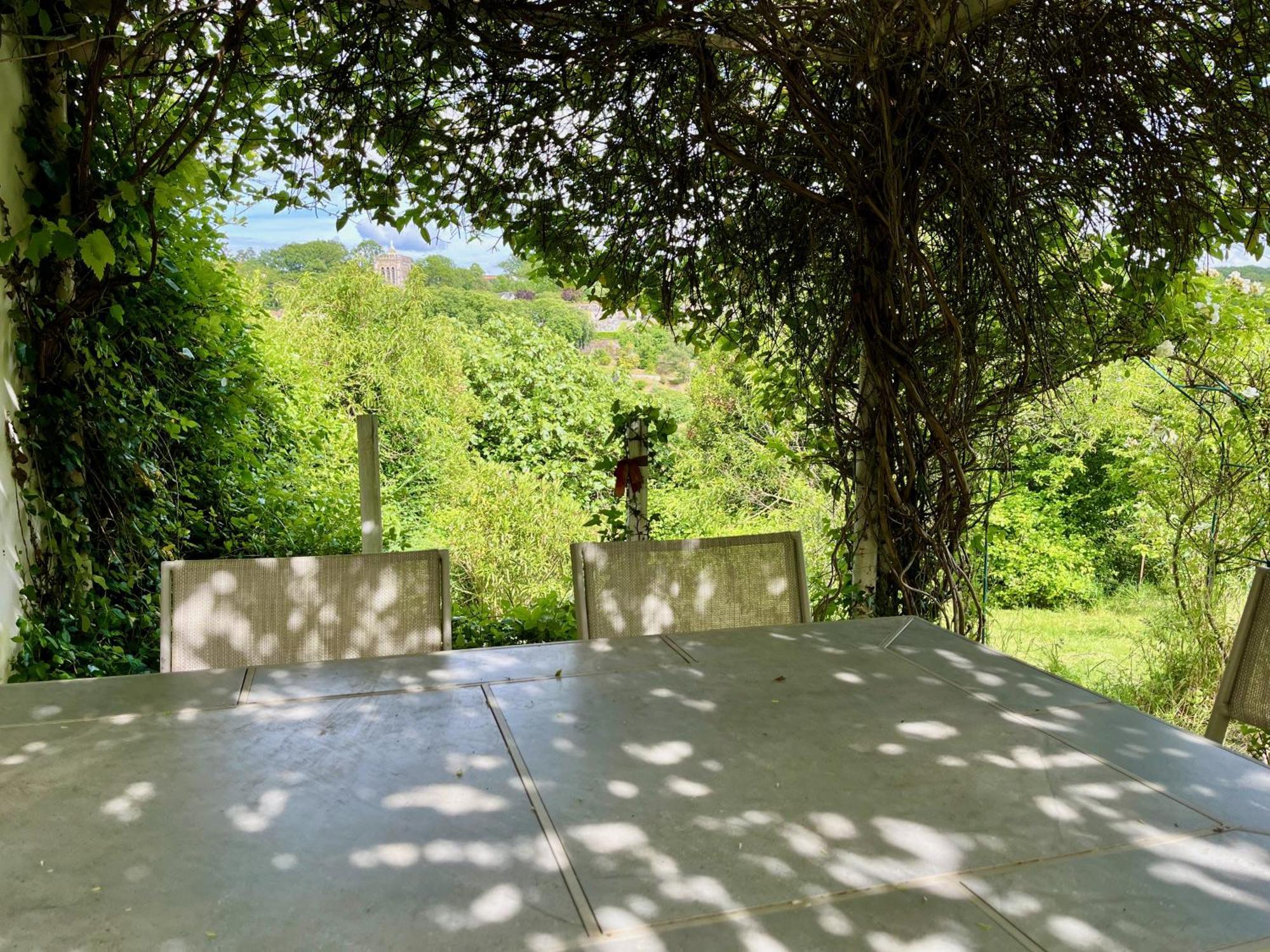 Villa Le Coin Caché à Le Vigeant Extérieur photo